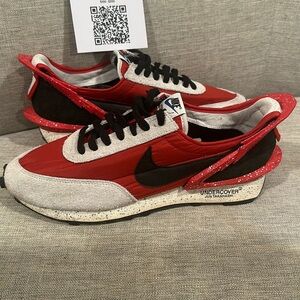 Nike Daybreak Undercover University Red Size 13.5 / M 12